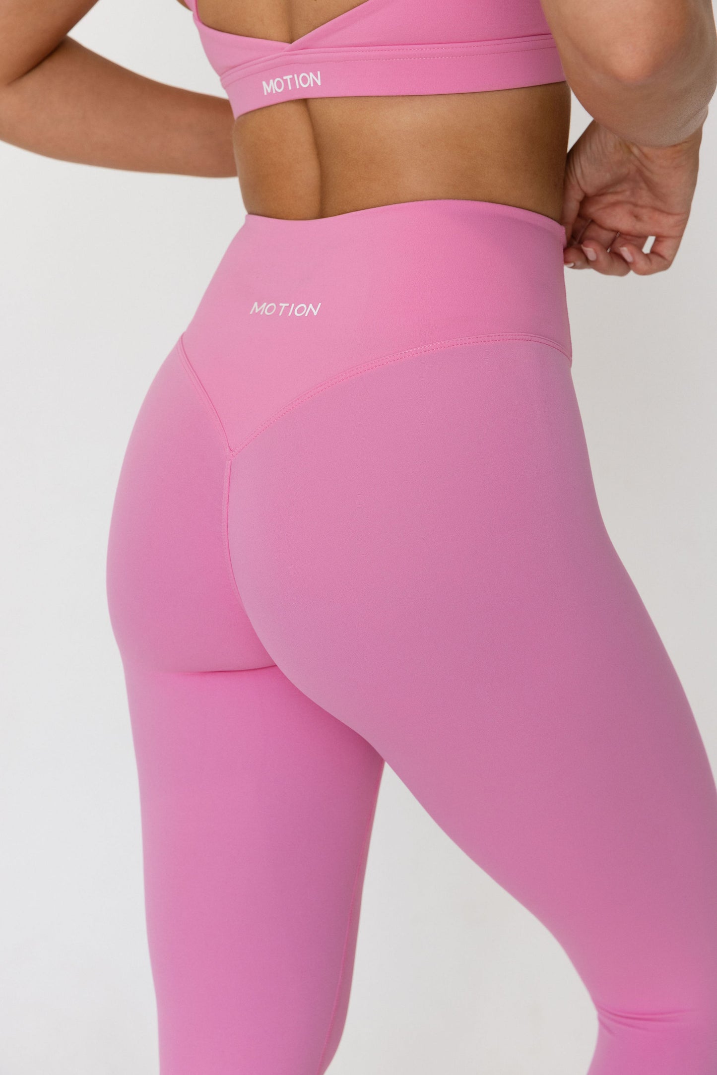 Elevate Leggings - Bubblegum Pink