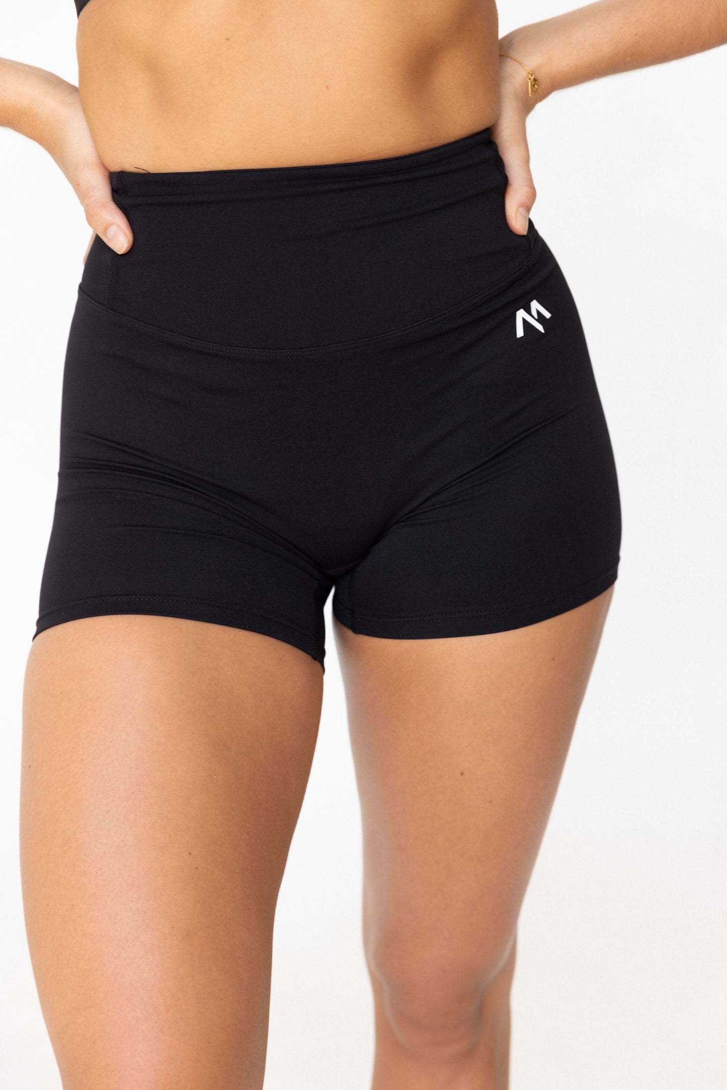 Elevate Shorts - Black